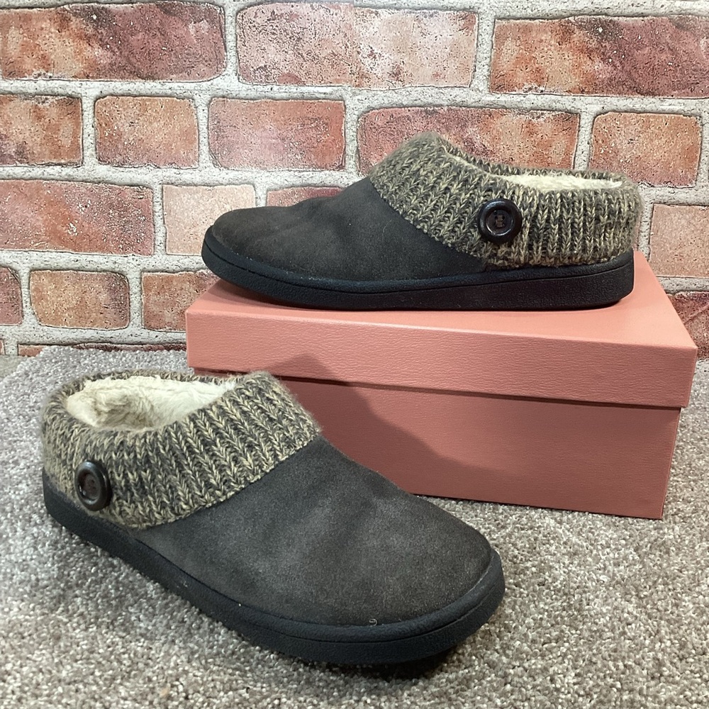 Clarks Womens Sweater Knit Slip On Clogs Slippers Size 8